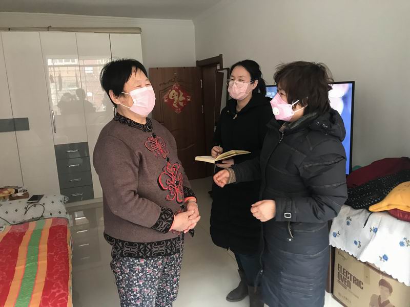 深入居民家中進行地毯式摸排、登記