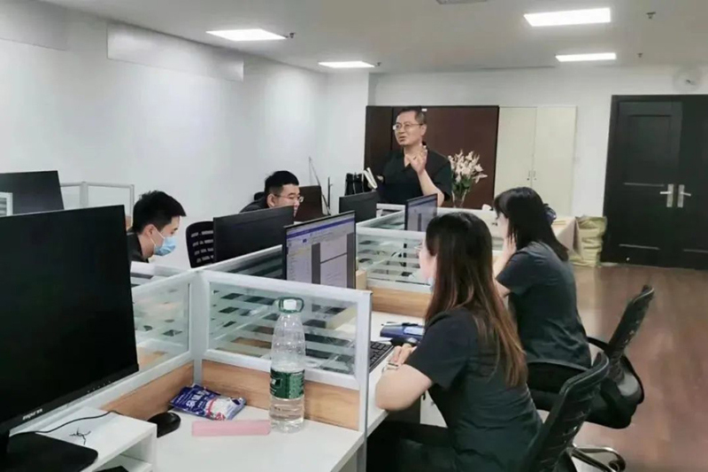 立案一庭進行智能文書應用培訓。