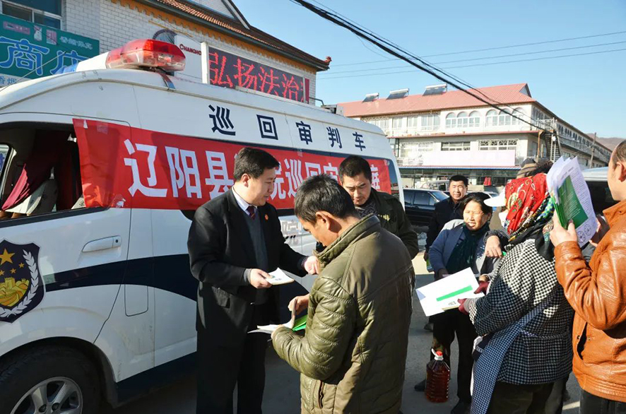 法庭開(kāi)展常態(tài)化法治宣傳。