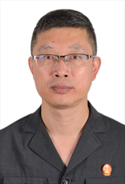 朝陽市中級(jí)人民法院民事審判第三庭副庭長(zhǎng) 姜永濤