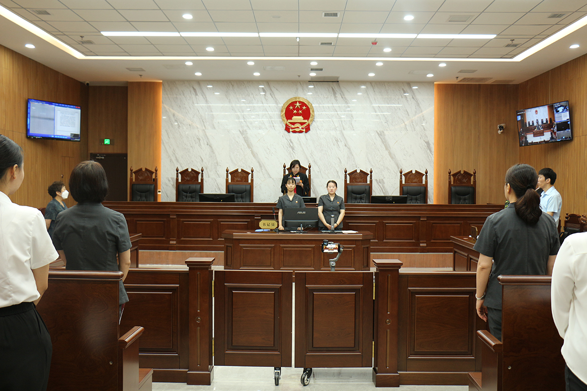 配文2:渾南區(qū)法院“示范庭”活動現(xiàn)場。