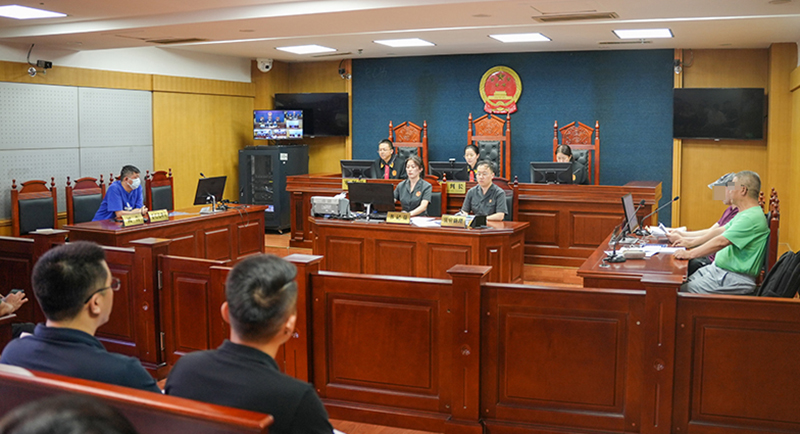 示范庭審現(xiàn)場