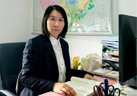 梁麗