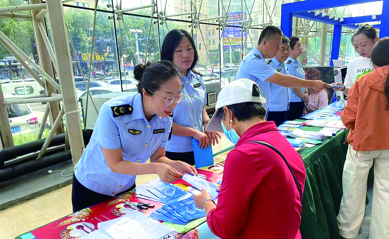 朝陽市“3·15金秋購物節(jié)”公益活動現(xiàn)場